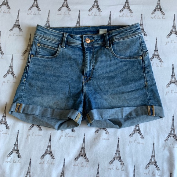 BLUENOTES AND H&M BLUE JEAN MINI SHORTS BUNDLE - Picture 2 of 9